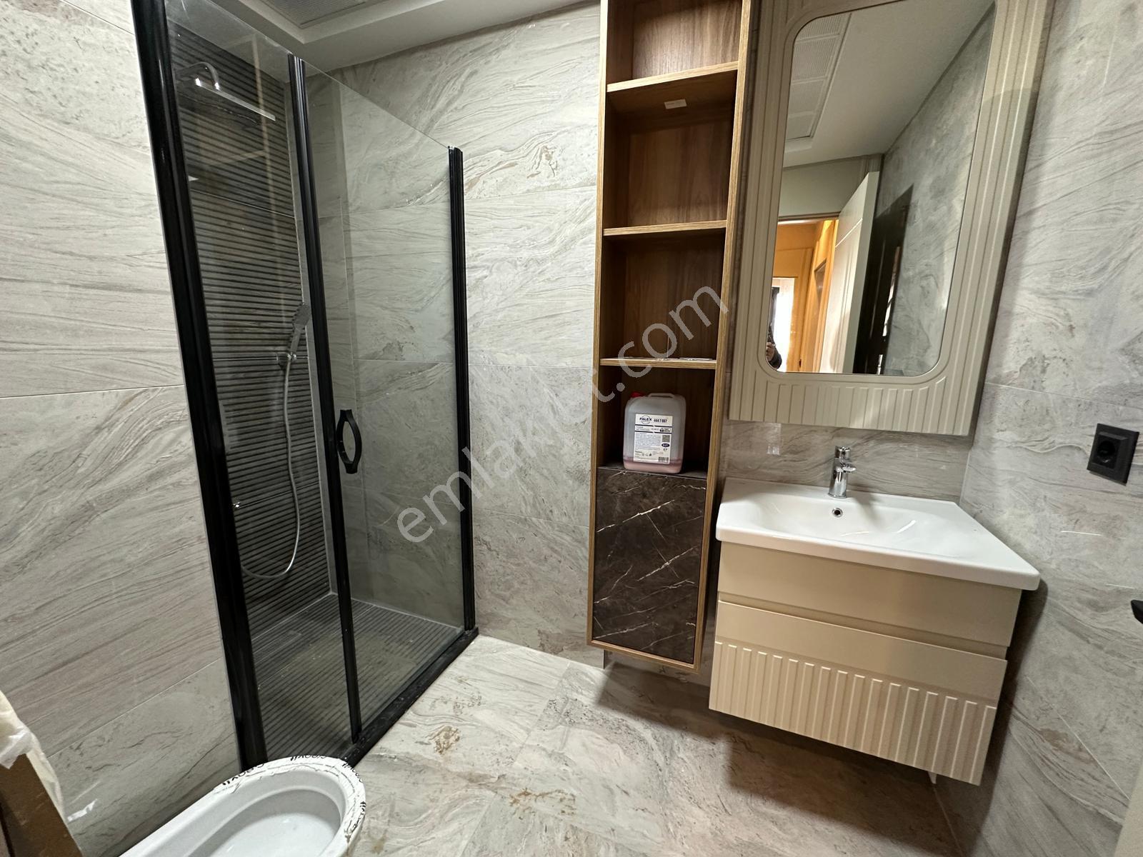 Aksoy'dan Göletli Park Civarı Ultra Lüks 2+1 Acil Satılık Daire / Bağcılar - Görsel 20