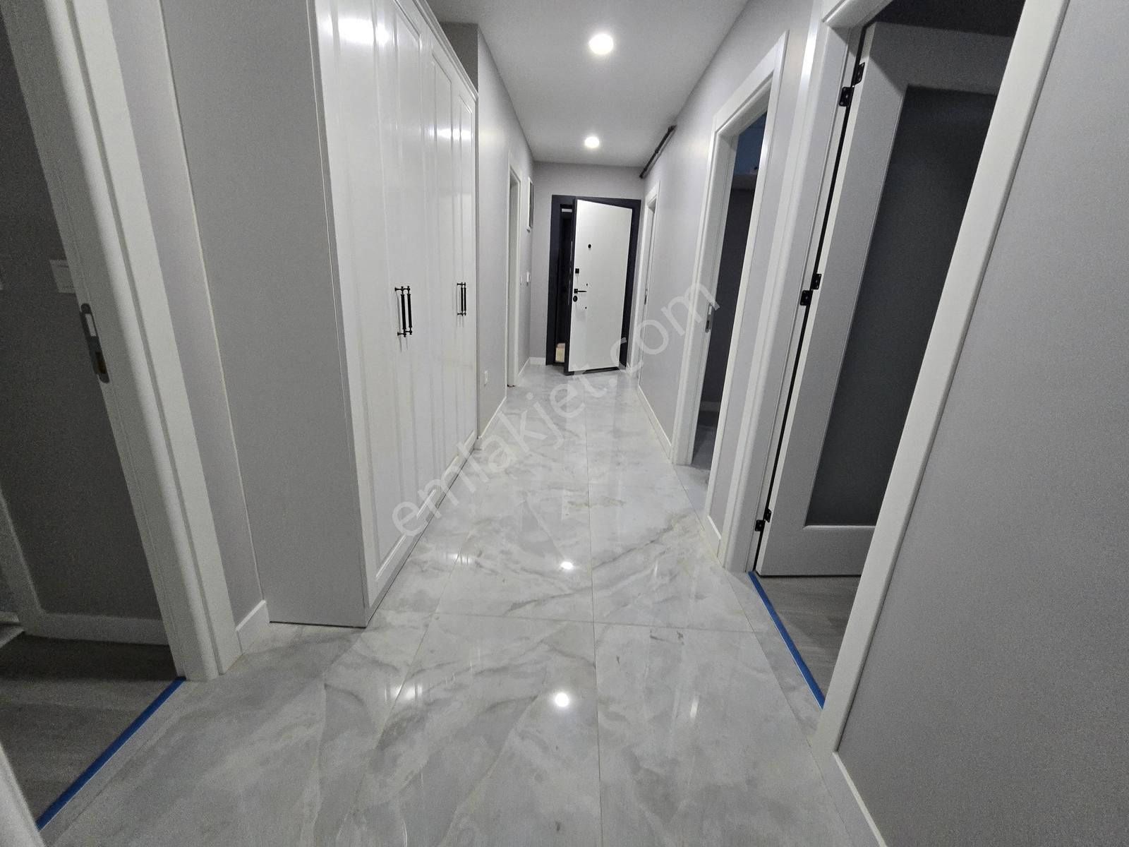 Pusula İnş.tan Cebeci Mah Sitede Yerden Istmalı 135m2 3+1 1kat D - Görsel 33