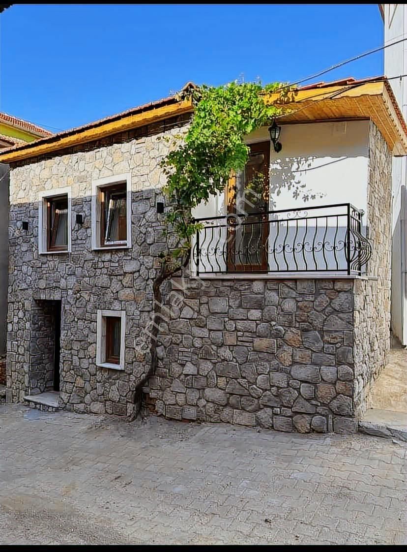 Prestij Gayrimenkulden Muhteşem Müstkil Taş Ev