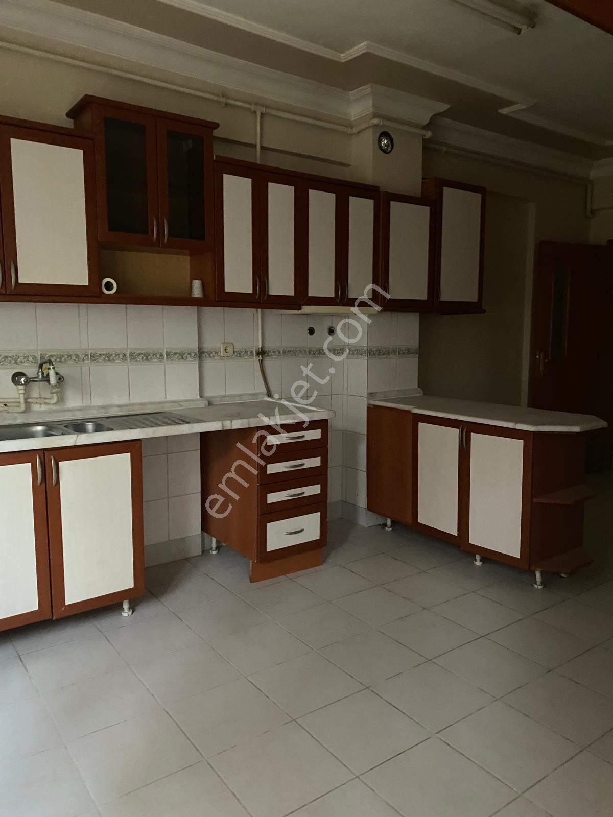 İsa Kavak Gayrimenkul’den Selçuklu / Akşemsettin’de Kiralık Daire - Görsel 13