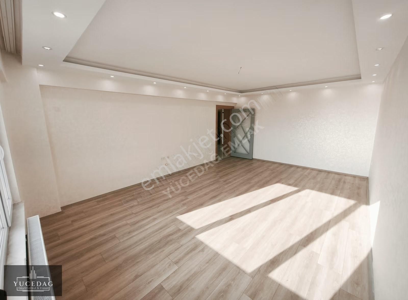 Beykent'te Site İçi 3+1 180 M2 Satılık Ultra Lüks Sıfır Daire - Görsel 3