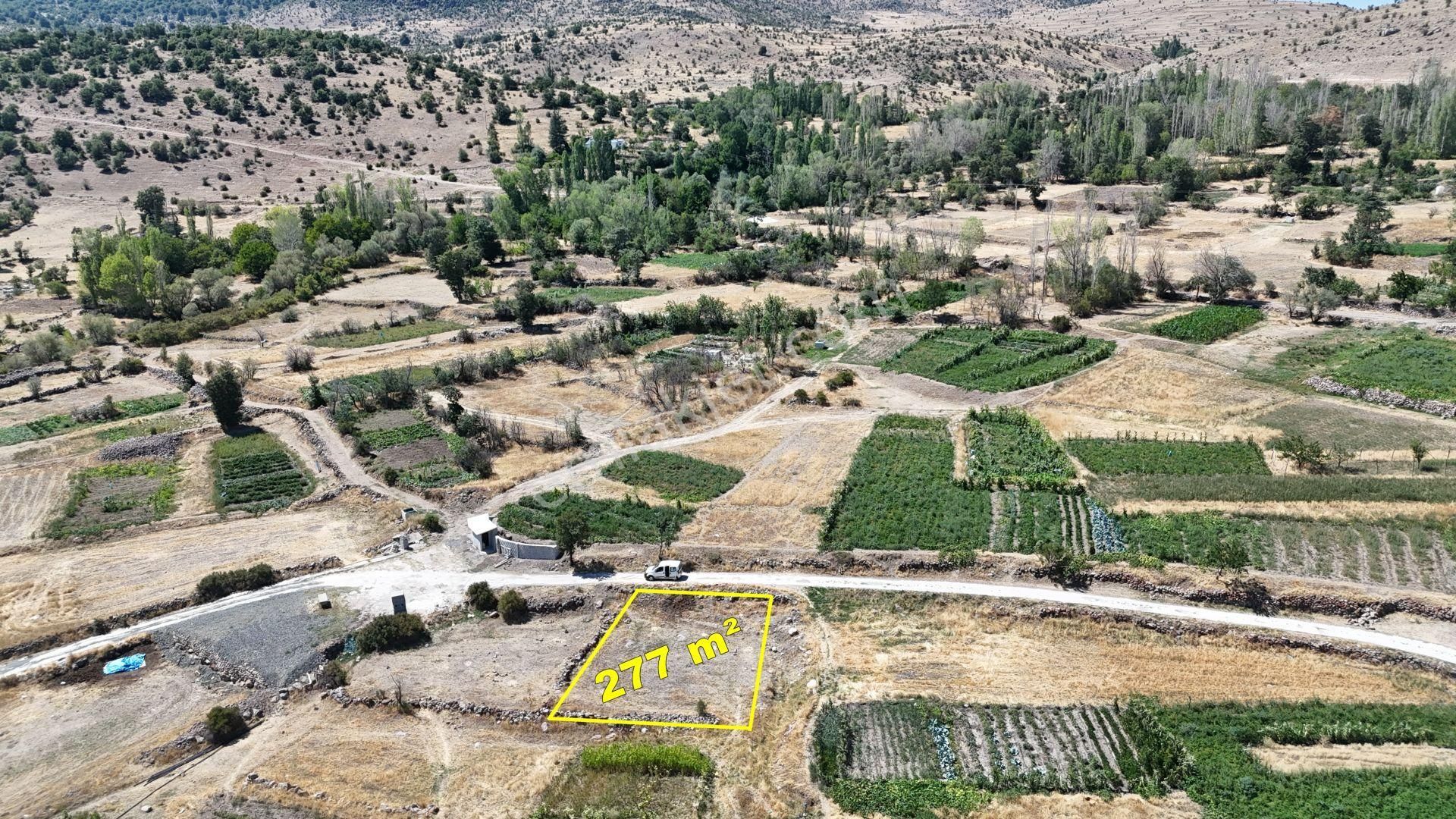 Konya / Meram / Kayalı Mahallesinde 277 M ² Müstakil Tapulu Tarla