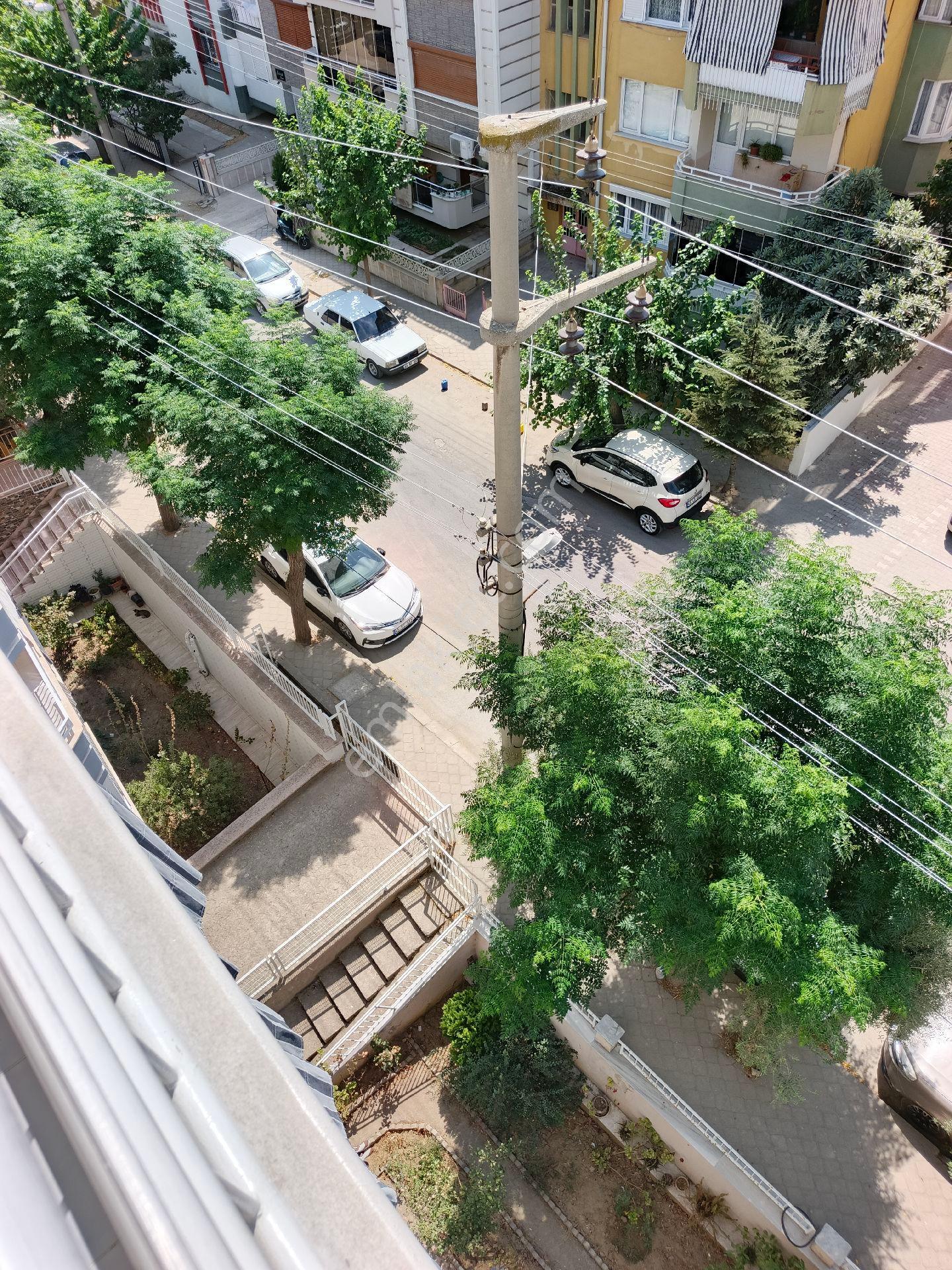 Fiyatını Düşürdük..! Sağlık Mh. Devlet Hast. Sadece İki Adım Mesafede Kiralık 3+1 Daire - Görsel 6