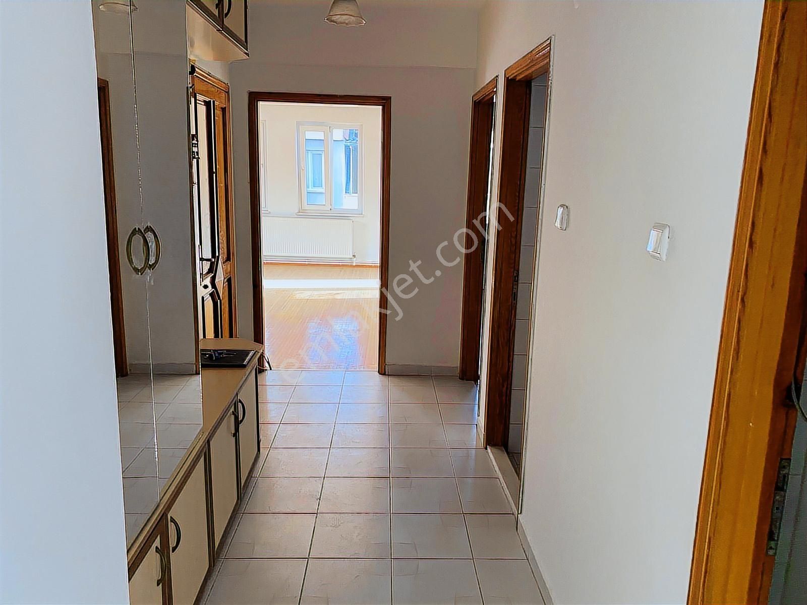 Zenith Real Estate'den Bahçelievler Mh. Kiralık 3+1 Daire - Görsel 3