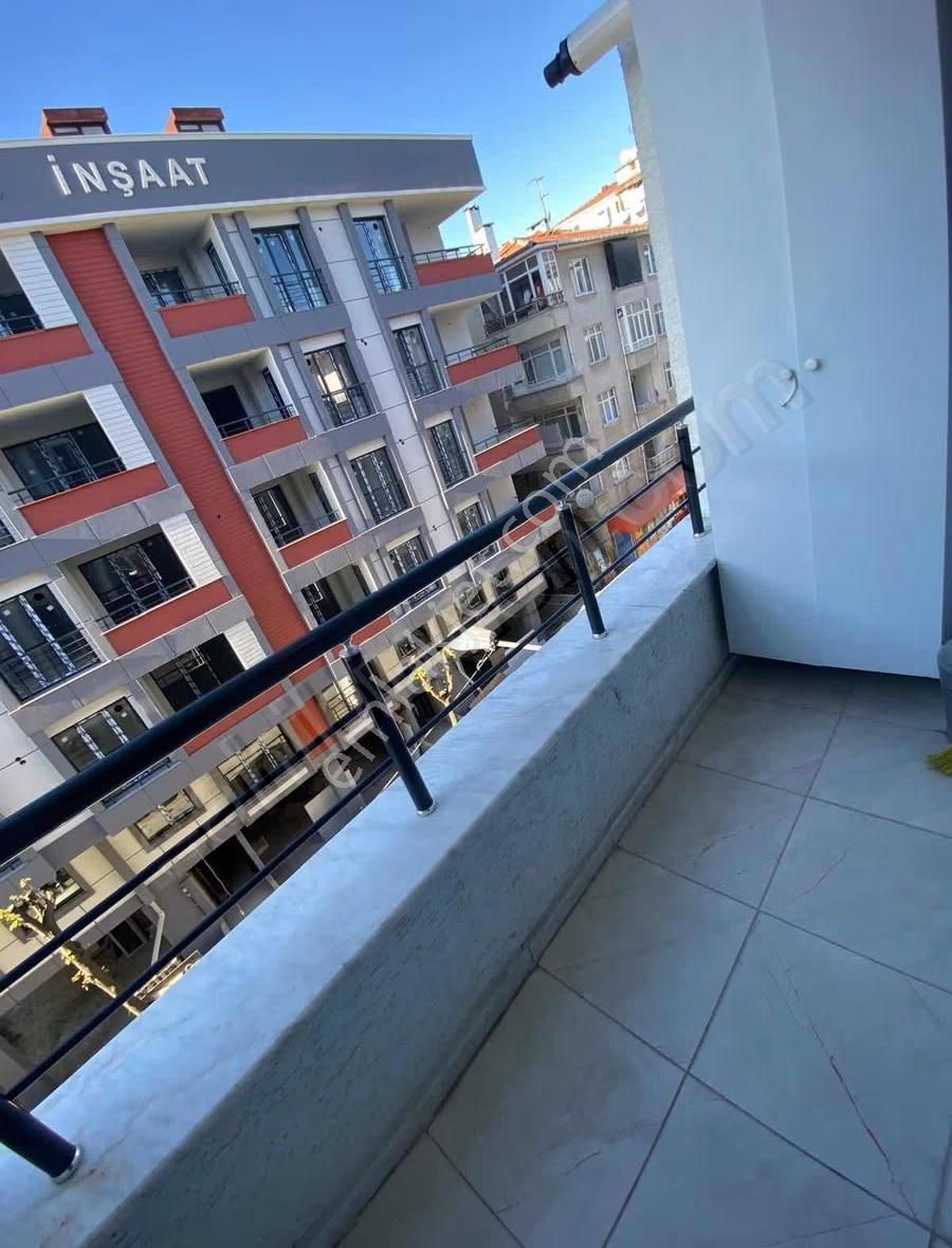 Merkez De Çok Geniş Ebeveyn Banyolu Fırsat Daire - Görsel 28