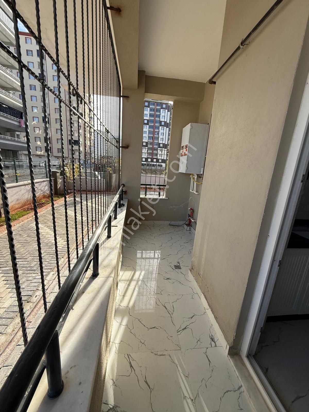 Göktürk De Ultra Lüx Masrafsız 2+1 Giriş Kat Daire - Görsel 7