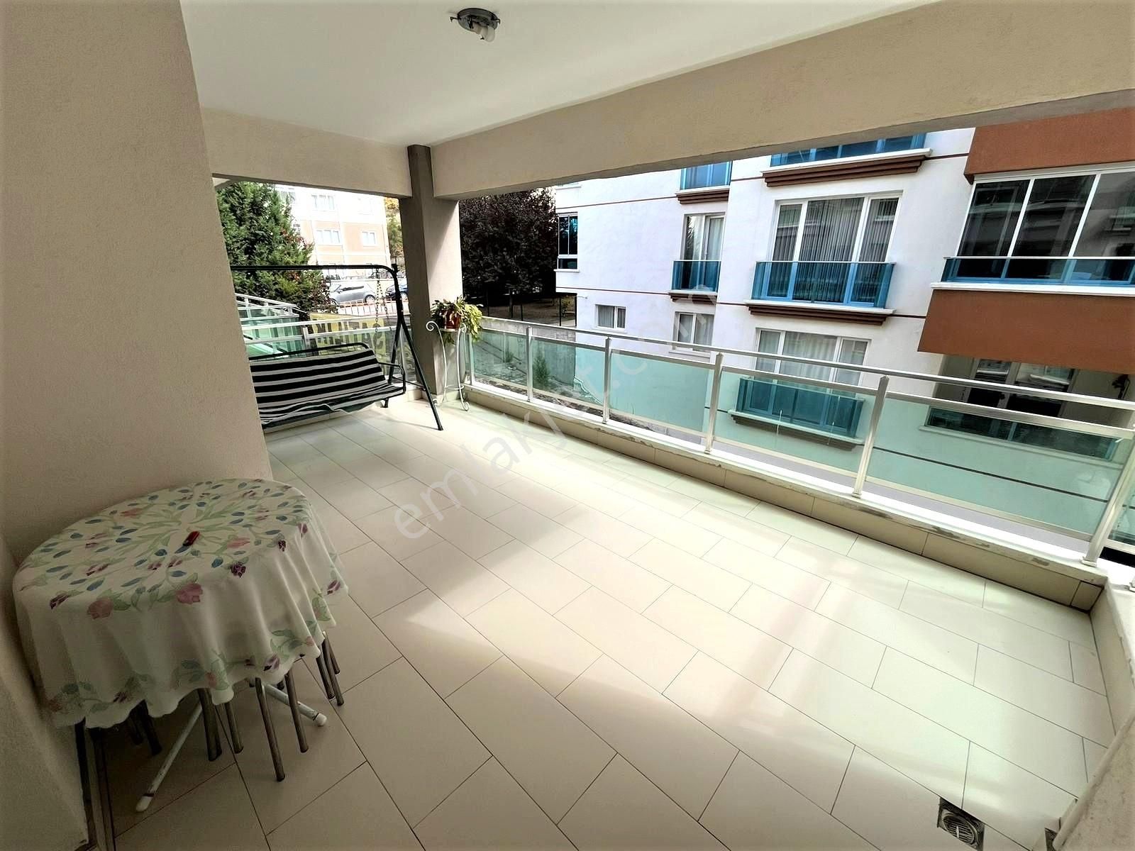 Ahimesut Mah. Ara Katta Asansörlü 168 M2 Net Satılık 3+1 Daire. - Görsel 12