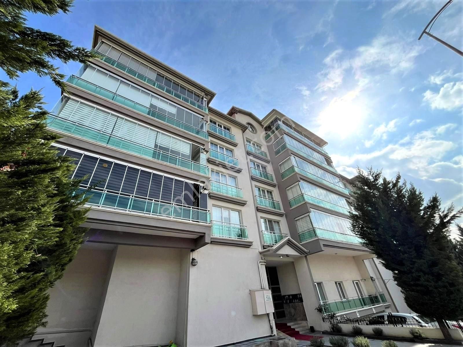 Ahimesut Mah. Ara Katta Asansörlü 168 M2 Net Satılık 3+1 Daire. - Görsel 28