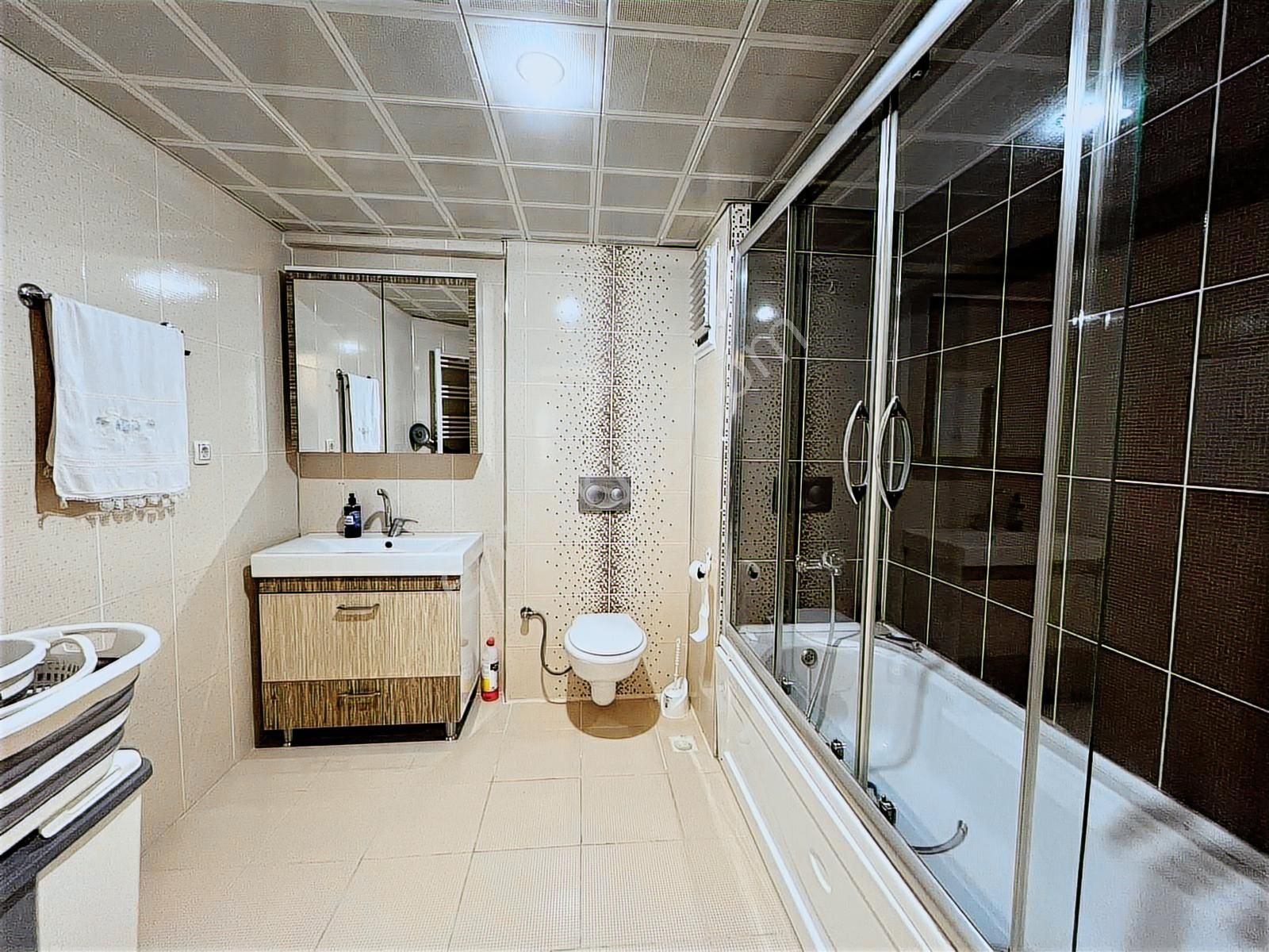 Ahimesut Mah. Ara Katta Asansörlü 168 M2 Net Satılık 3+1 Daire. - Görsel 9