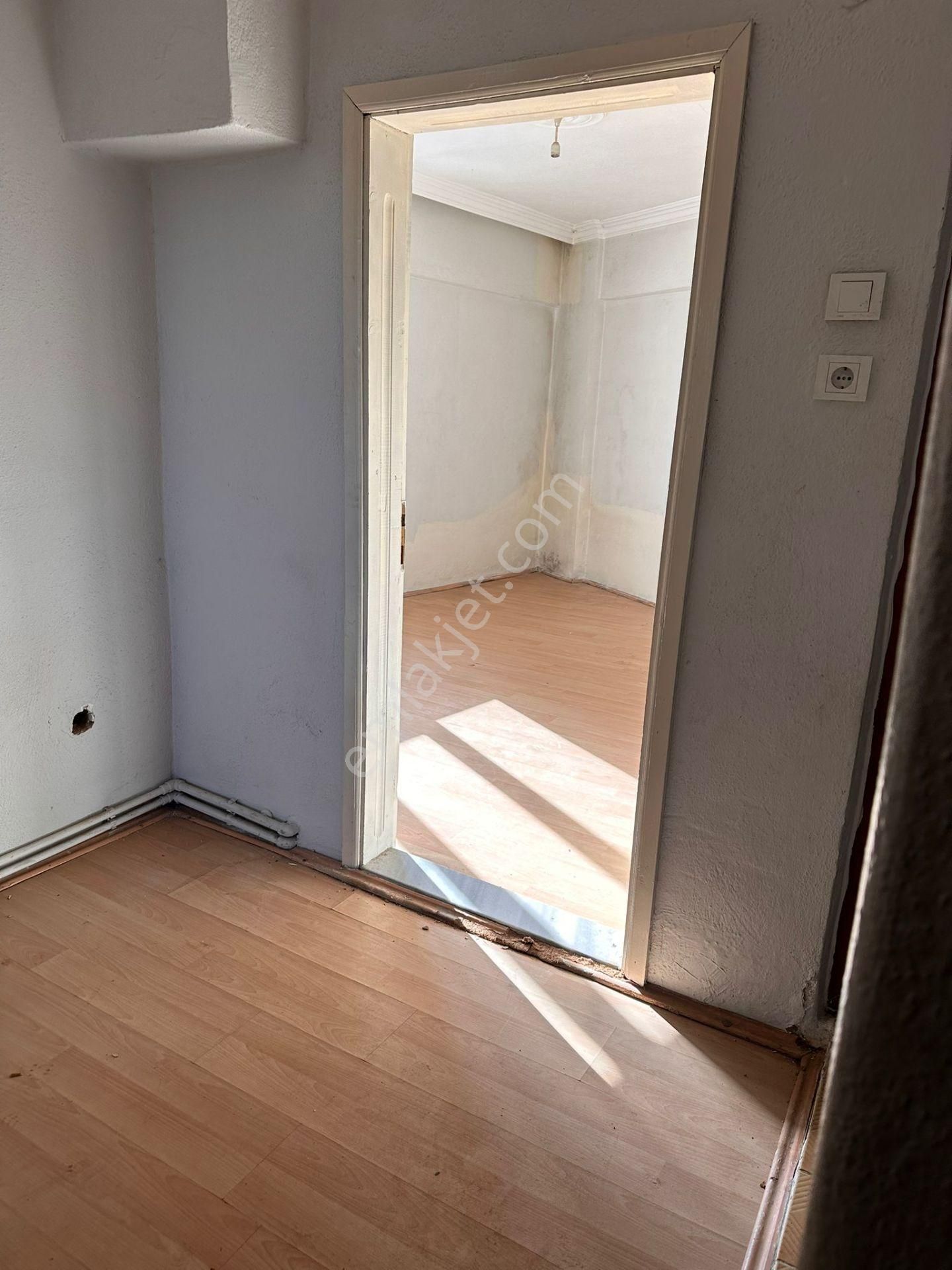 Bursa İnegöl Orhaniye Mah Hem Kiralık Hem Satılık 2+1 120m2 20/25yıl 1. Kat Boş Satılık - Görsel 9