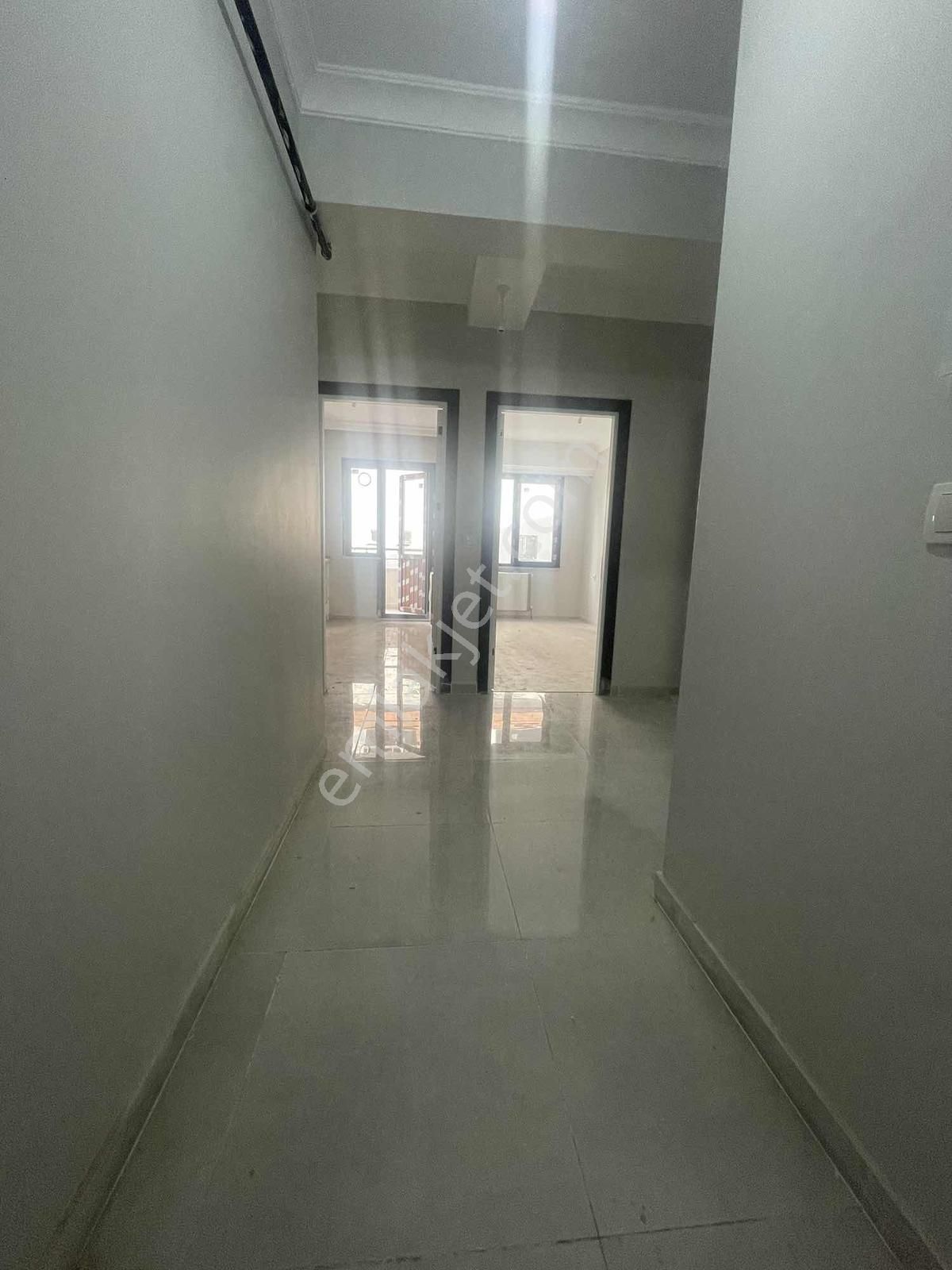 Kanaryada Sıfır Kapalıotoparklı Hıdroforli Sıgınaklı 2+1 Satılık - Görsel 9