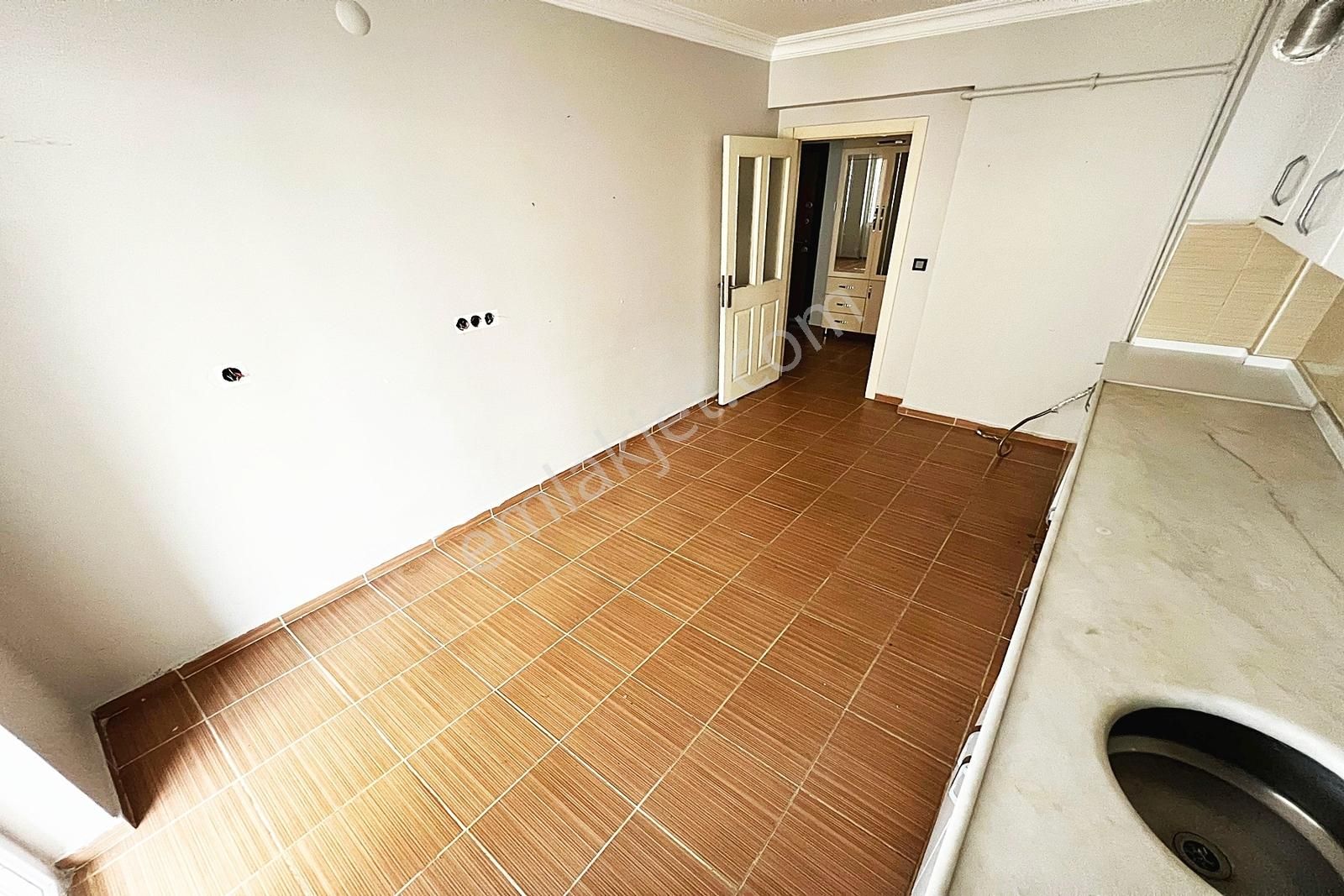 Pamuklar Site İçi Yüksek Giriş 3+1 Ebeveyn Banyolu Teras Balkon - Görsel 22