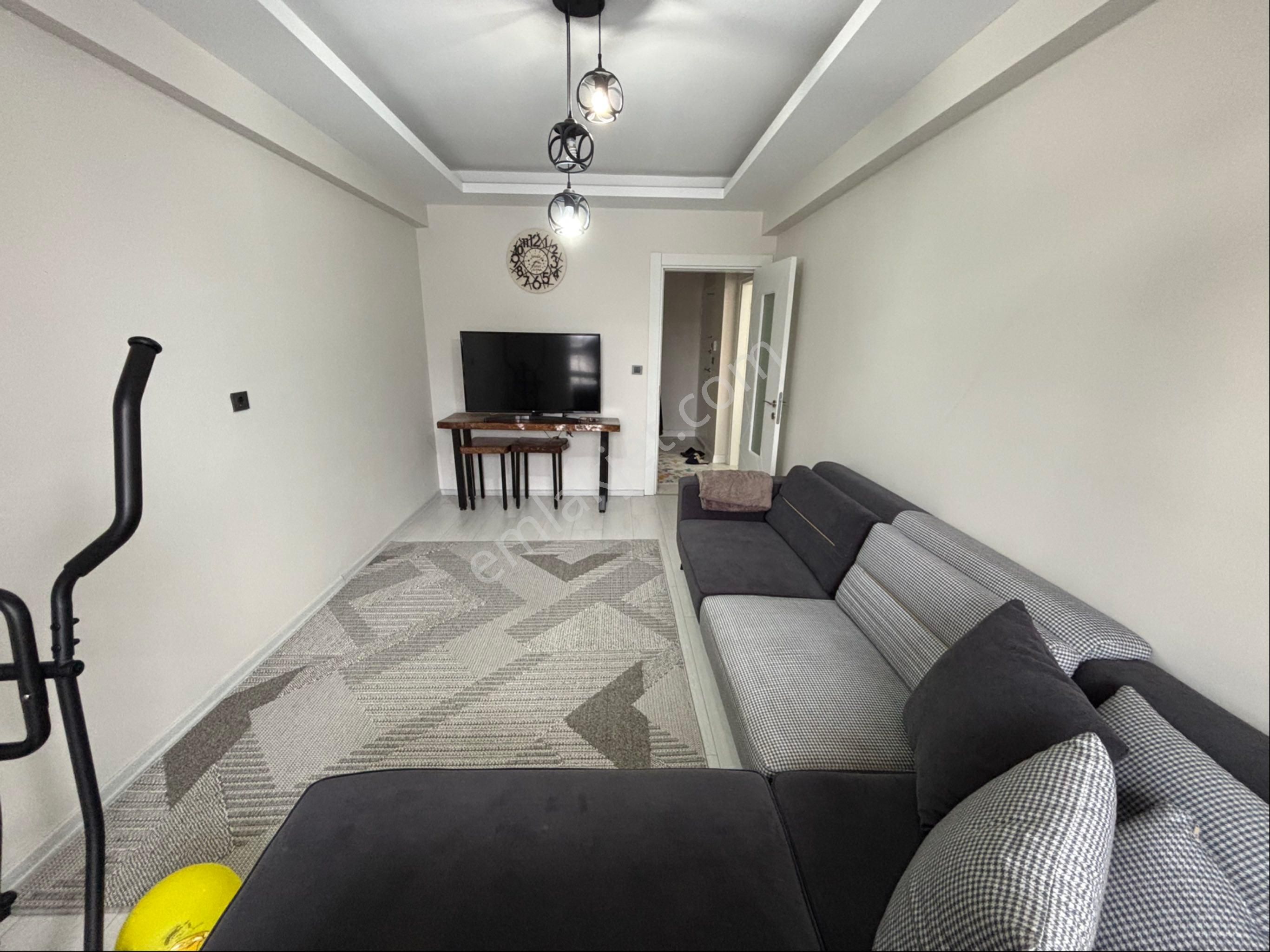 İstiklal Mah 2 Kat 3+1 Satılık Daire - Görsel 3