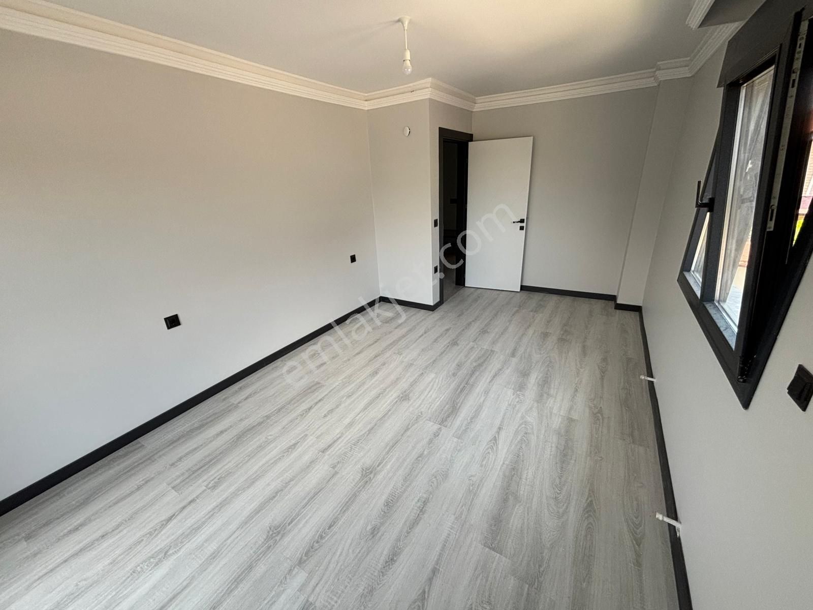 Ayvalık Altınovada Denize Yürüme Mesafesinde 3+1 Villa - Görsel 7