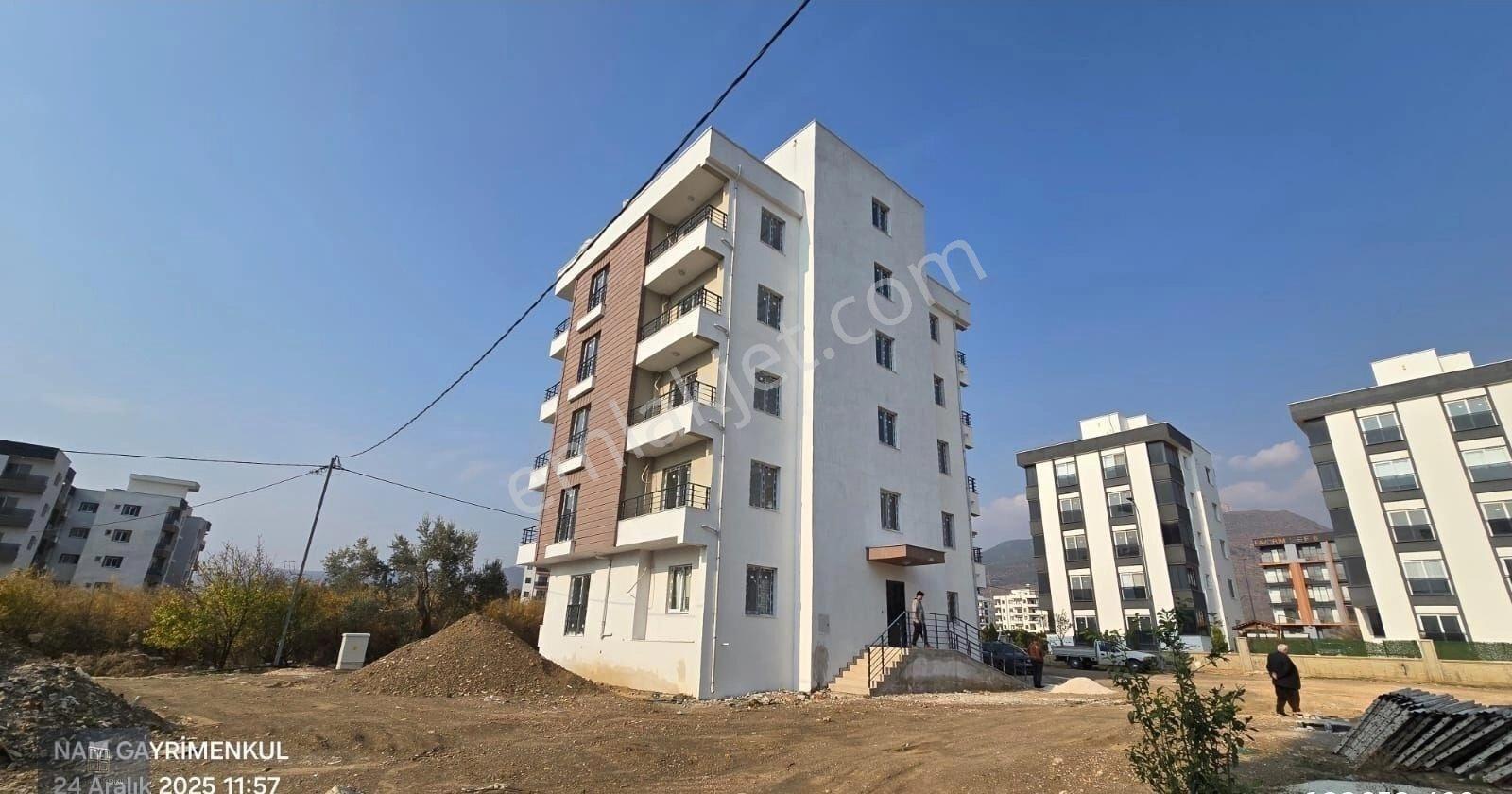 Yeşilovacık'ta Plaja Yürüme Mesafesinde Lüx Sıfır Satılık Daire - Görsel 4