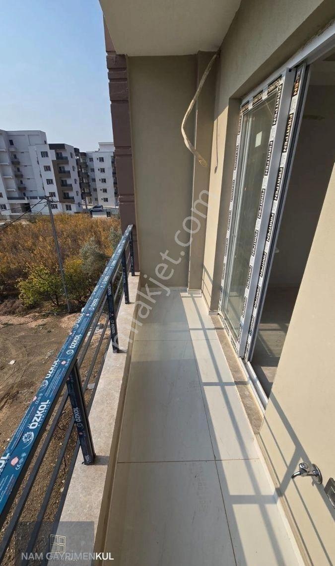 Yeşilovacık'ta Plaja Yürüme Mesafesinde Lüx Sıfır Satılık Daire - Görsel 25