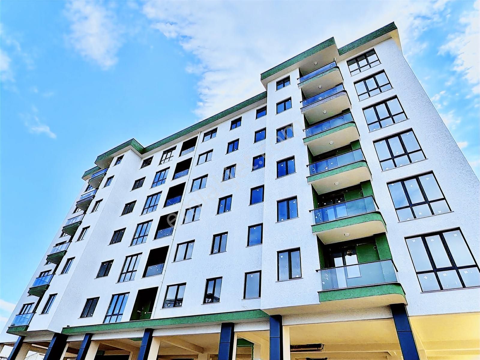 Sancaktepe Çekmeköy Sınırı Cadde Üzeri Satılık 130 M2 3+1 Daire - Görsel 3