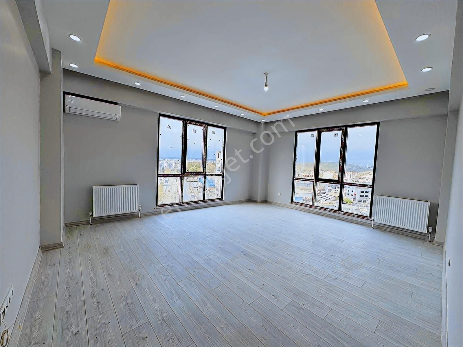 Sancaktepe Çekmeköy Sınırı Cadde Üzeri Satılık 130 M2 3+1 Daire - Görsel 8