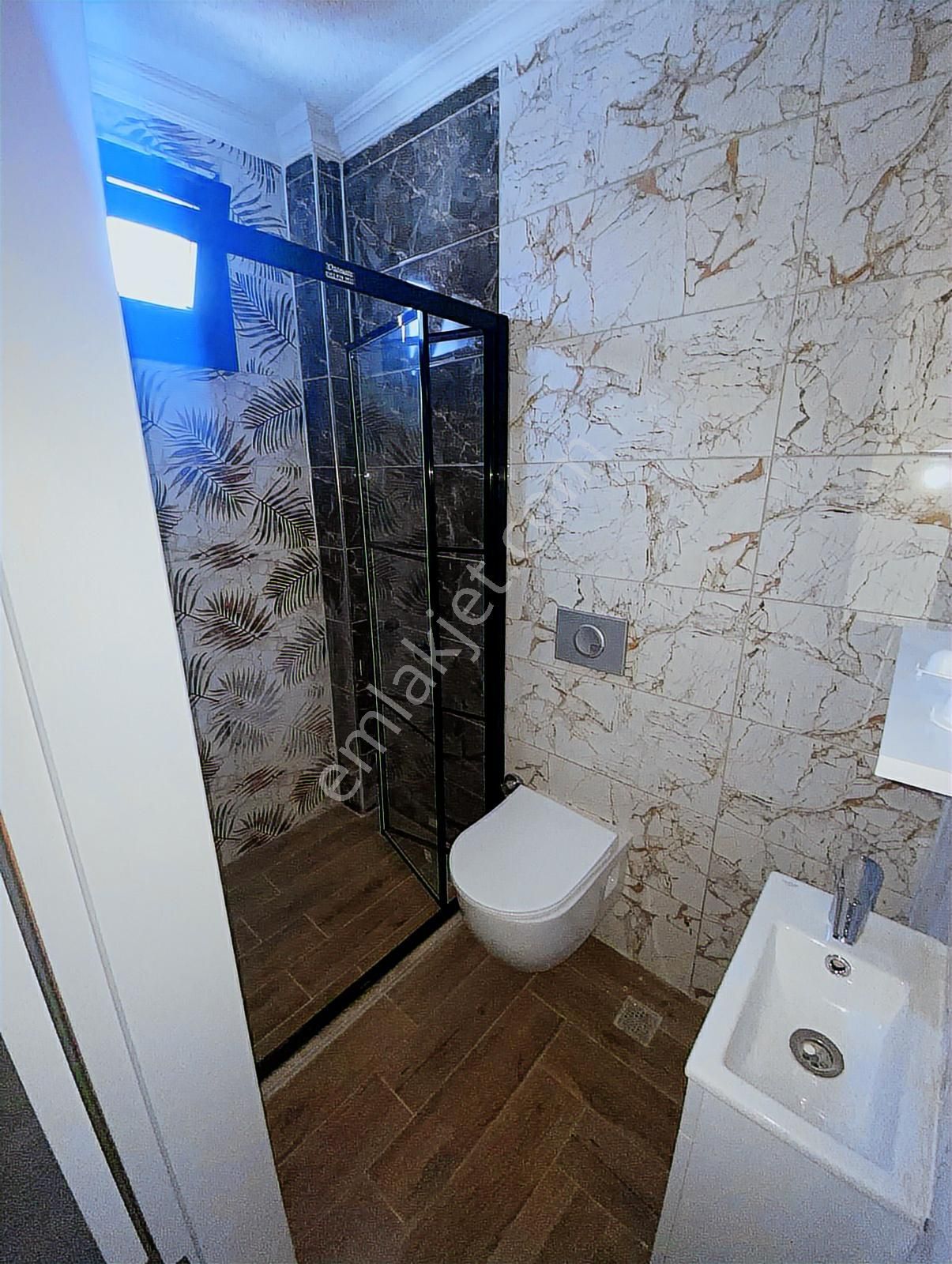 Rw Nefes'ten Altınova'da Plaja 150 Metre Mesafede 3+1 Köşe Villa - Görsel 21