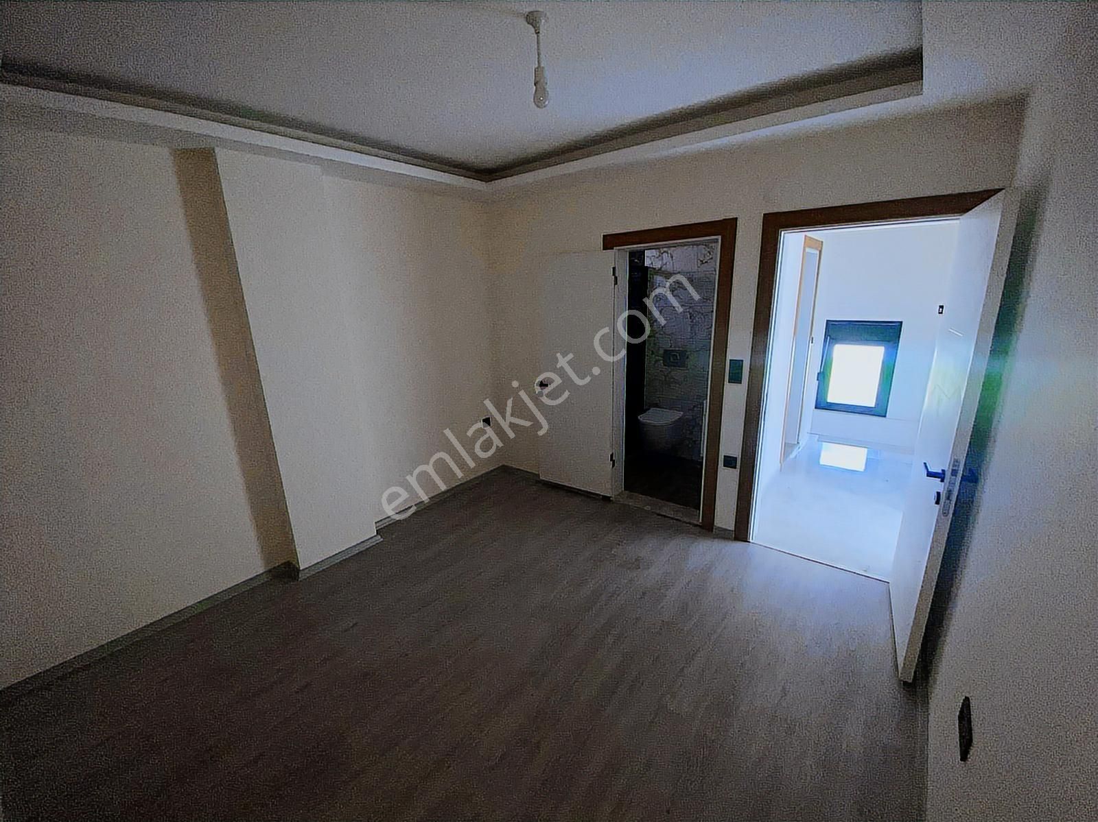 Rw Nefes'ten Altınova'da Plaja 150 Metre Mesafede 3+1 Köşe Villa - Görsel 20