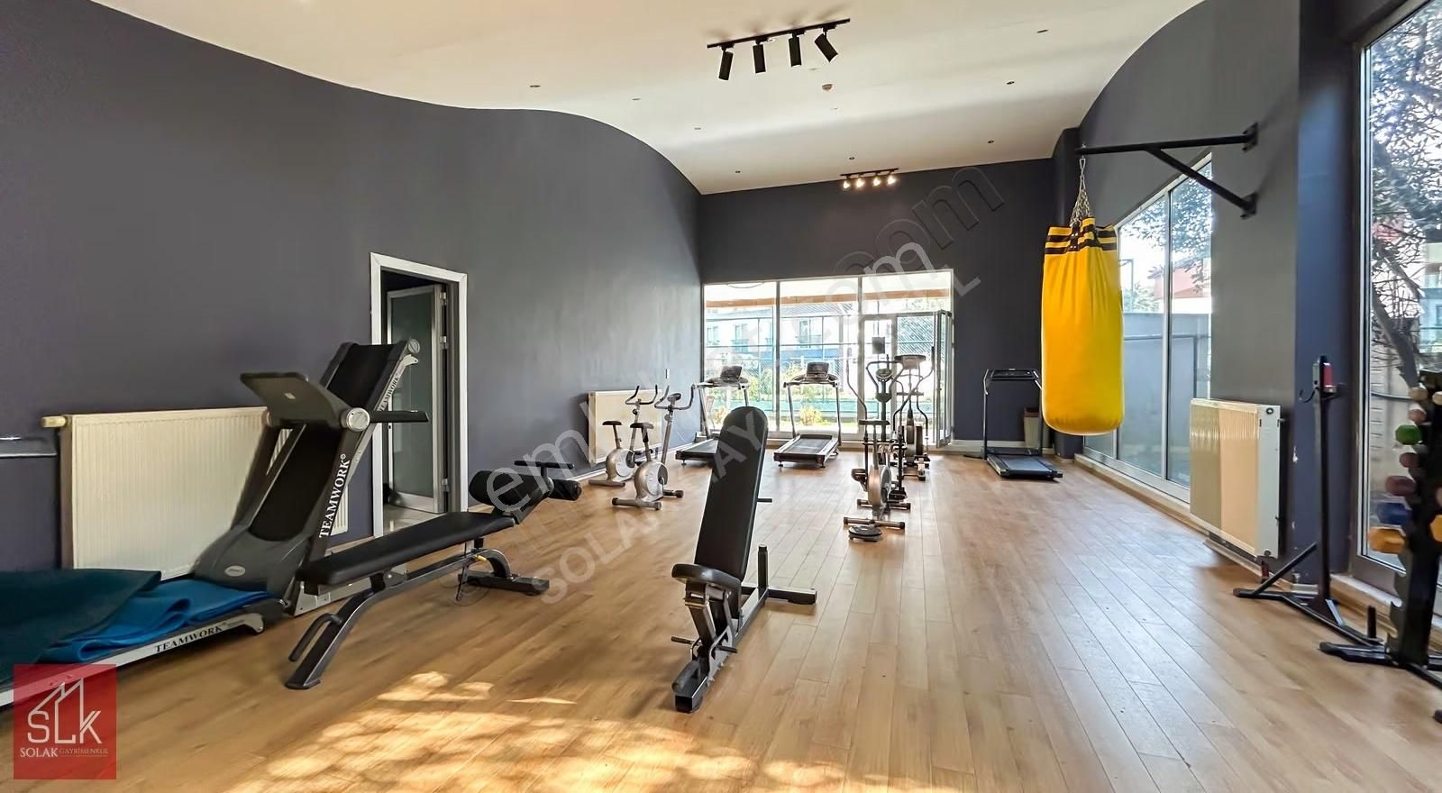 Cenk Atalay Solak'tan Full Eşyalı D.manzaralı 1+1 Statüpark - Görsel 3