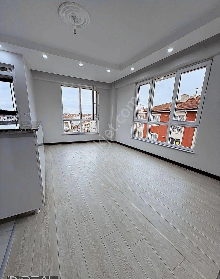 Sütlüce Mahallesi Marmaralı Sk Ve Eğitimciler Cd Yakını - Görsel 7