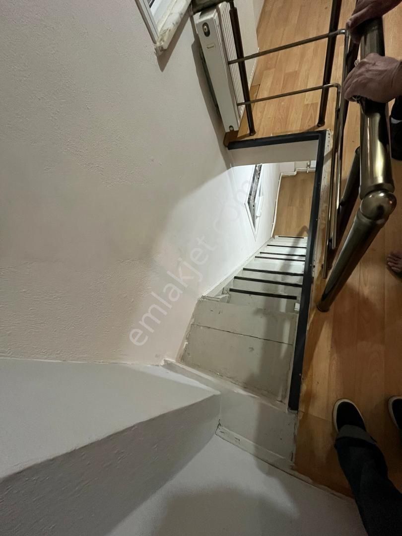 Ümraniye Çamlık Mahallesi İkbal Caddesi Üzerinde Griş Kat Dubleks Yabancı Ya Uygun - Görsel 2