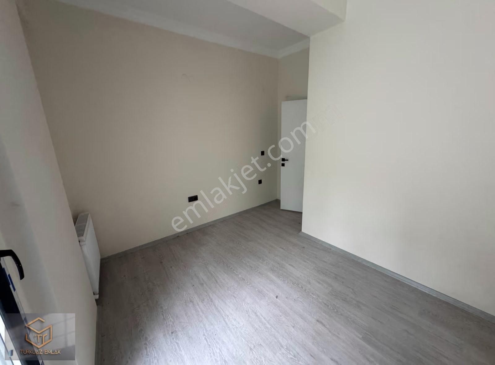 Menemen Zeytinlik Mah. De Kiralık 1+1 Bahçeli Daire - Görsel 5