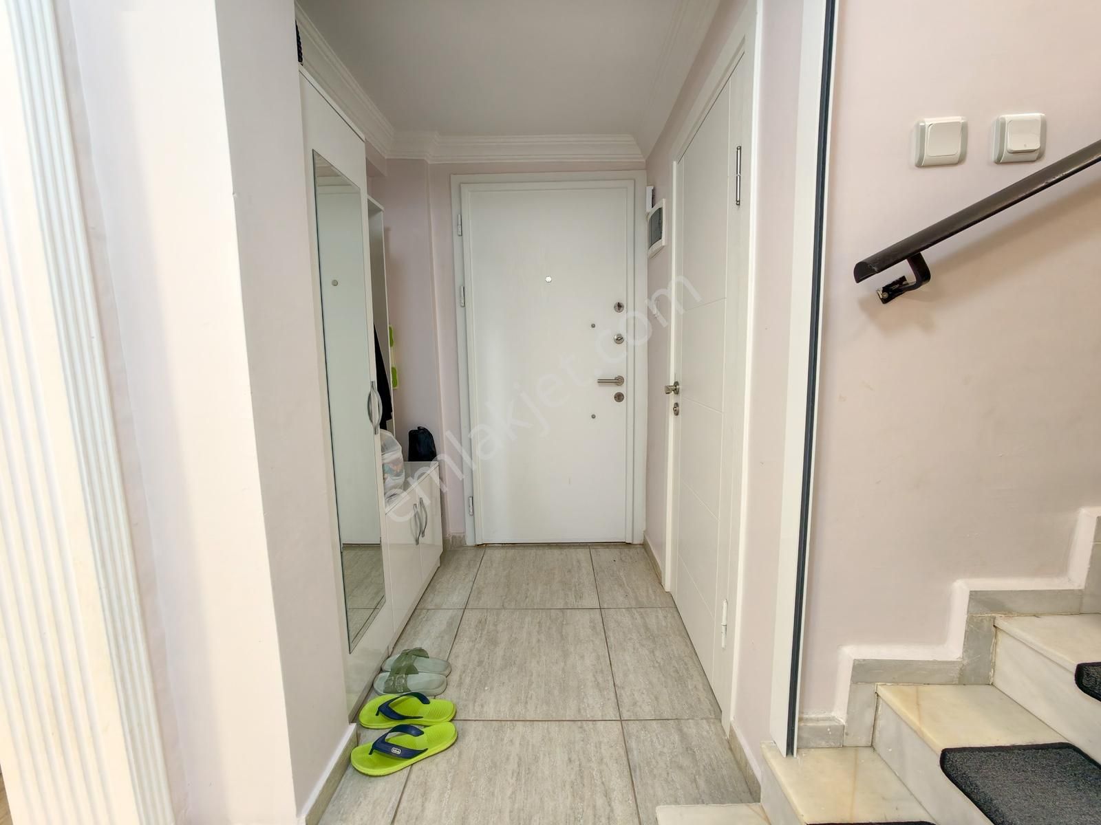 Akbük Merkezde Denize 200 Metre Satılık Müstakil Villa - Görsel 24