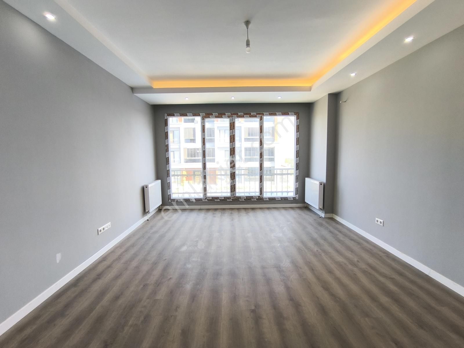 Fa Özbir'den Cumhuriyette 7/24 Güvenlikli Sitede Lüx 3+1daire - Görsel 2