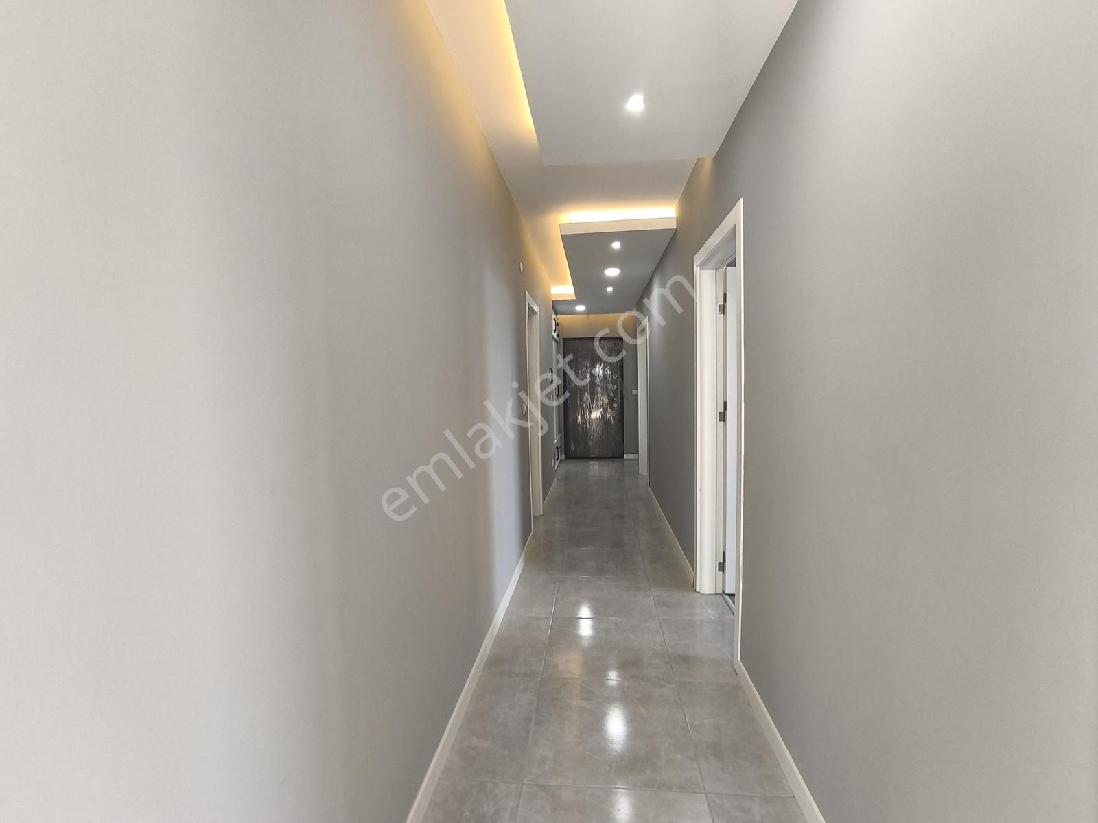 Fa Özbir'den Cumhuriyette 7/24 Güvenlikli Sitede Lüx 3+1daire - Görsel 17