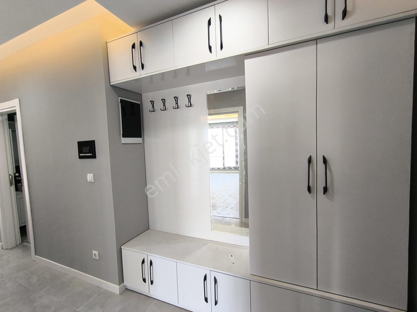 Fa Özbir'den Cumhuriyette 7/24 Güvenlikli Sitede Lüx 3+1daire - Görsel 19