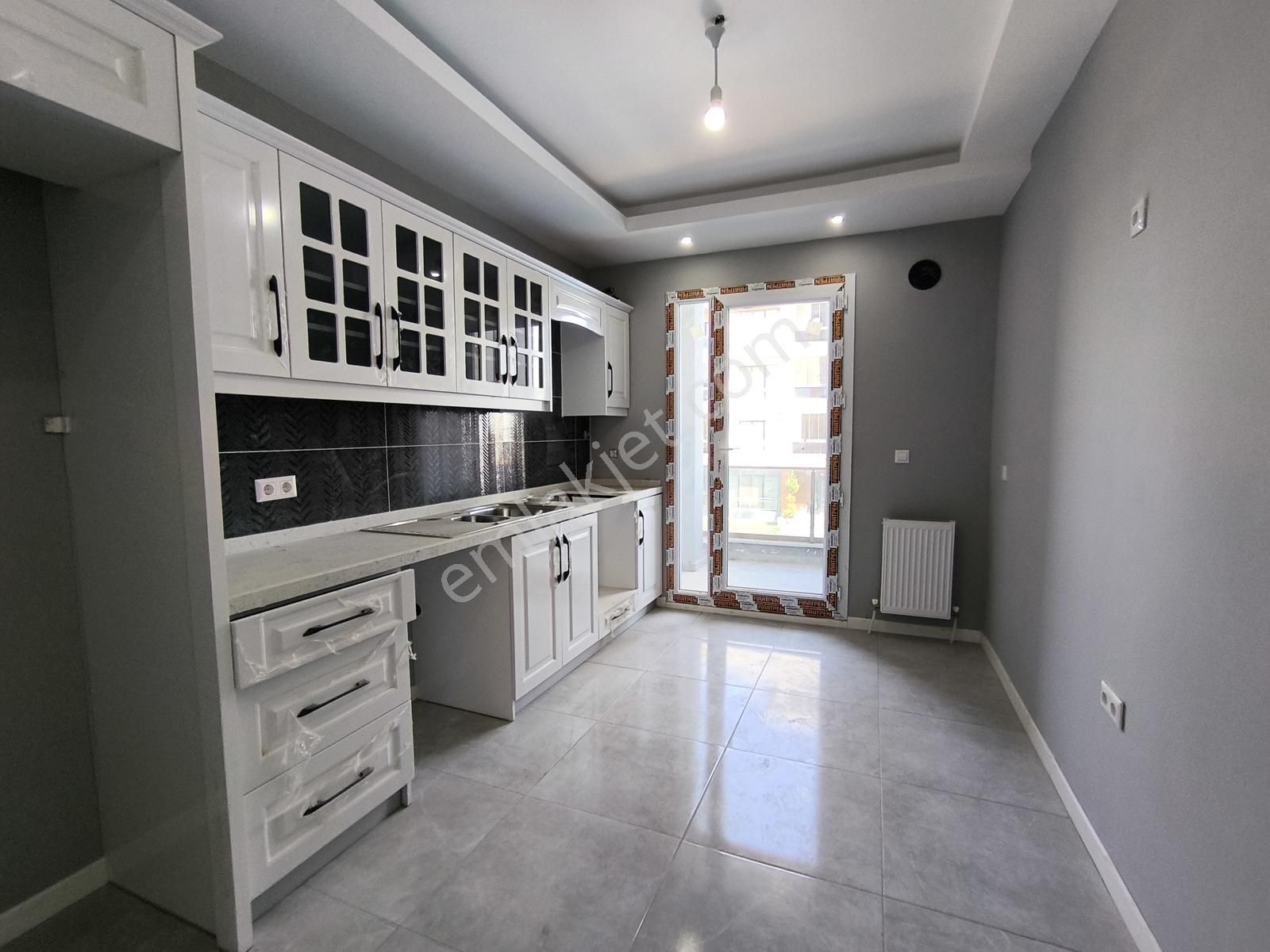 Fa Özbir'den Cumhuriyette 7/24 Güvenlikli Sitede Lüx 3+1daire - Görsel 4