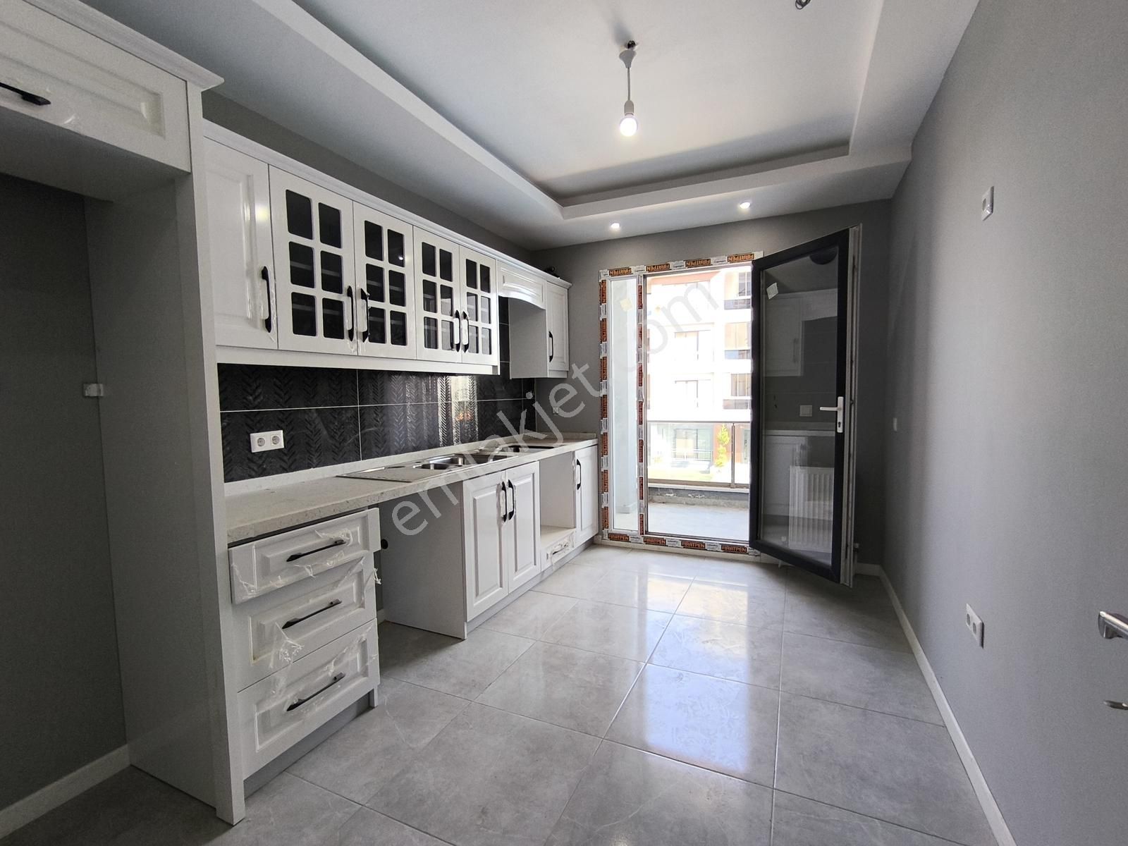 Fa Özbir'den Cumhuriyette 7/24 Güvenlikli Sitede Lüx 3+1daire - Görsel 16