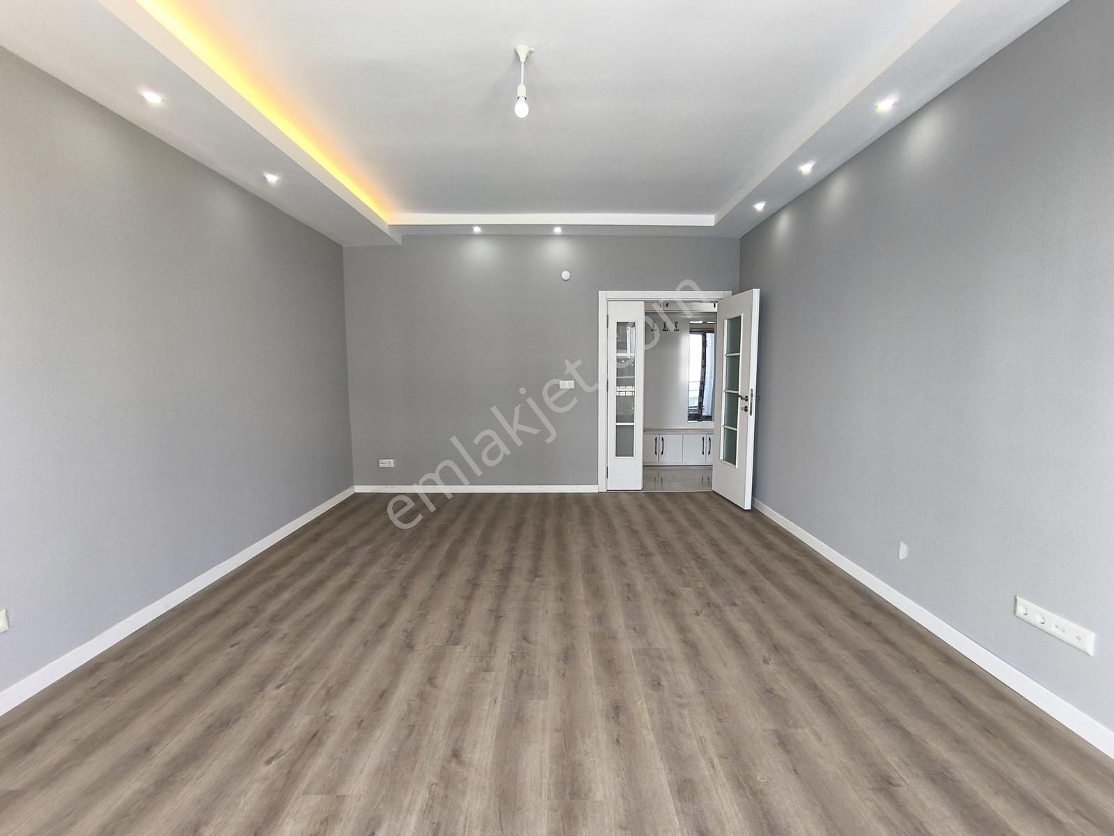 Fa Özbir'den Cumhuriyette 7/24 Güvenlikli Sitede Lüx 3+1daire - Görsel 11