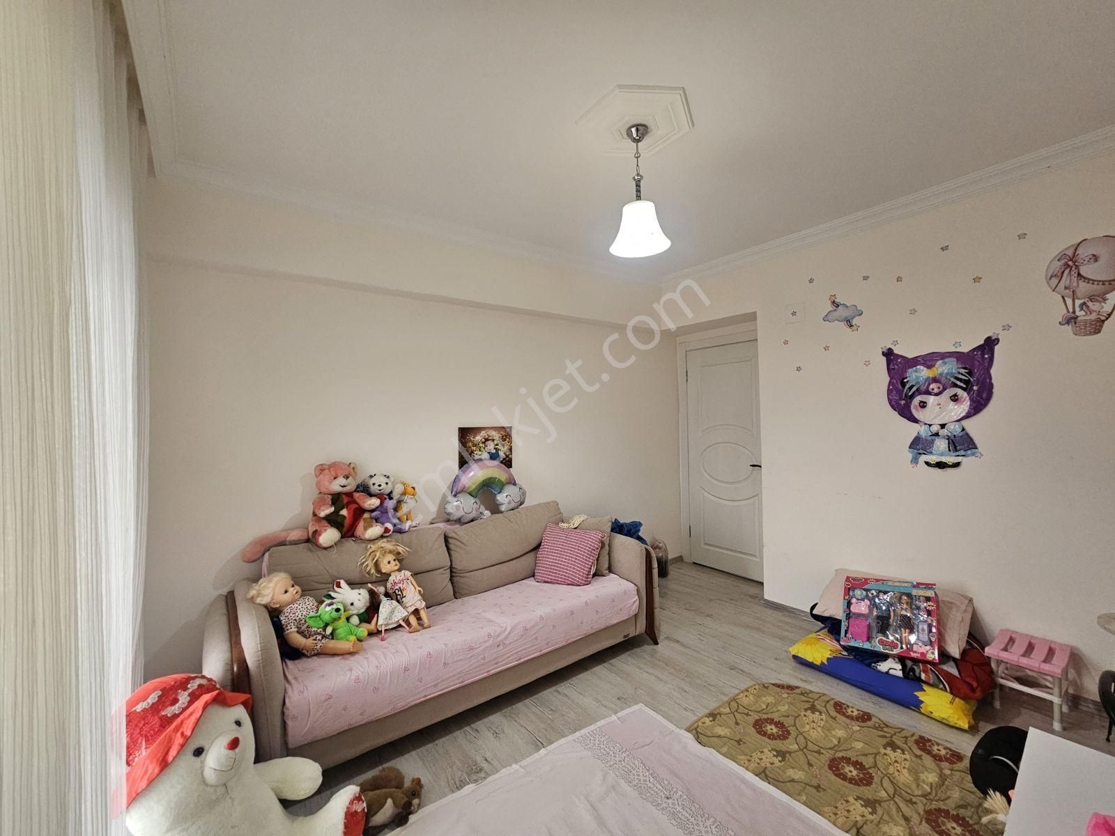 Seydikemer Merkezde 4+1 Asansörlü, Ferah Satılık Daire - Görsel 8