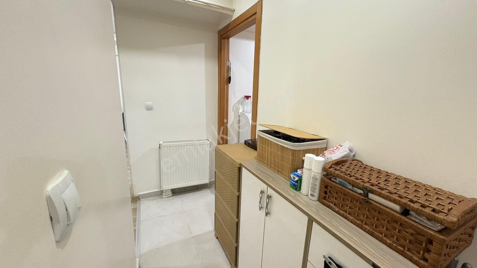 Küçükçekmece Cumhuriyet Mahallesinde 2+1 Giriş Kat Satılık Daire - Görsel 23
