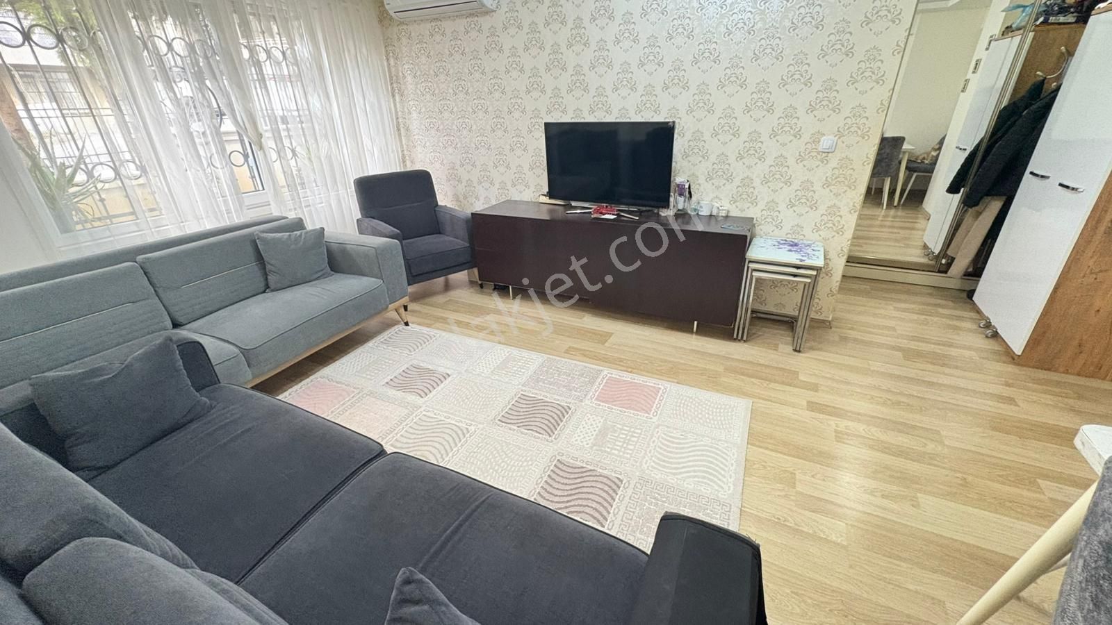 Küçükçekmece Cumhuriyet Mahallesinde 2+1 Giriş Kat Satılık Daire - Görsel 13