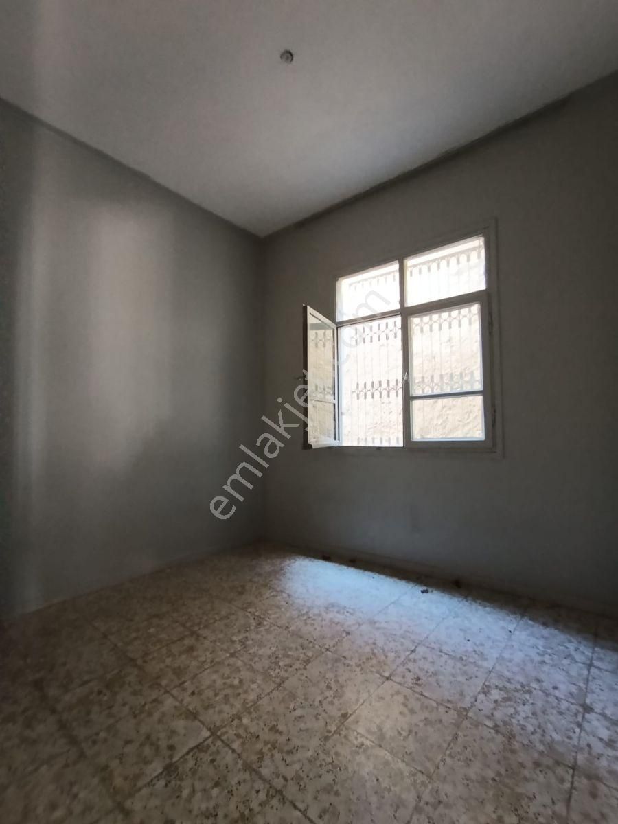 Senay Dan Aydınlar Mah Vefa Caddesi Yakınında Satılık 3 Katlı Ev - Görsel 14