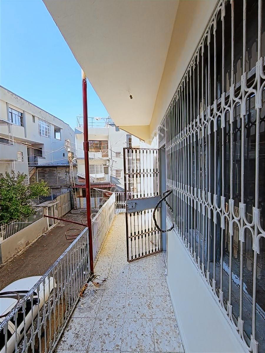 Senay Dan Aydınlar Mah Vefa Caddesi Yakınında Satılık 3 Katlı Ev - Görsel 27