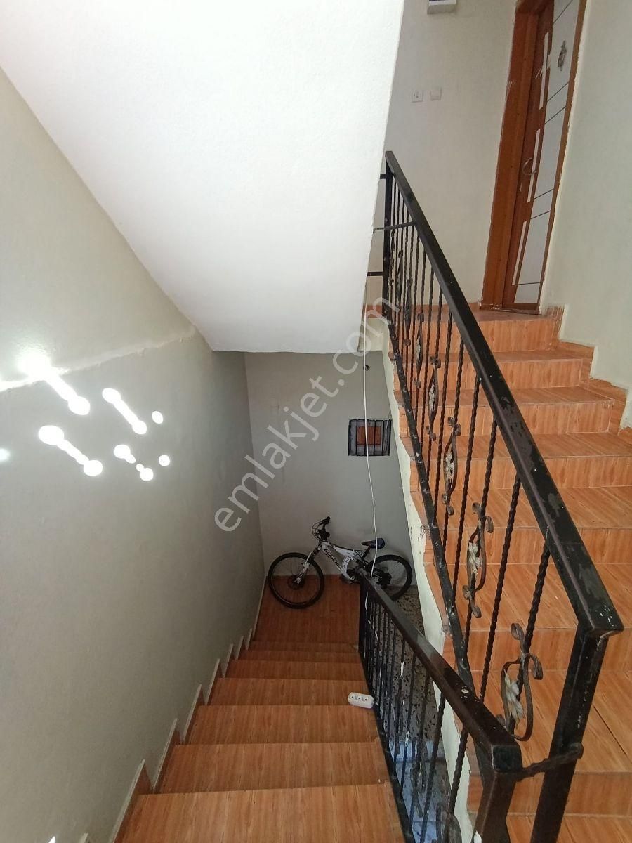 Senay Dan Aydınlar Mah Vefa Caddesi Yakınında Satılık 3 Katlı Ev - Görsel 3