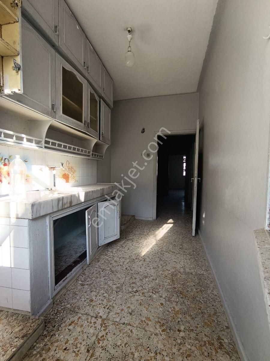 Senay Dan Aydınlar Mah Vefa Caddesi Yakınında Satılık 3 Katlı Ev - Görsel 25