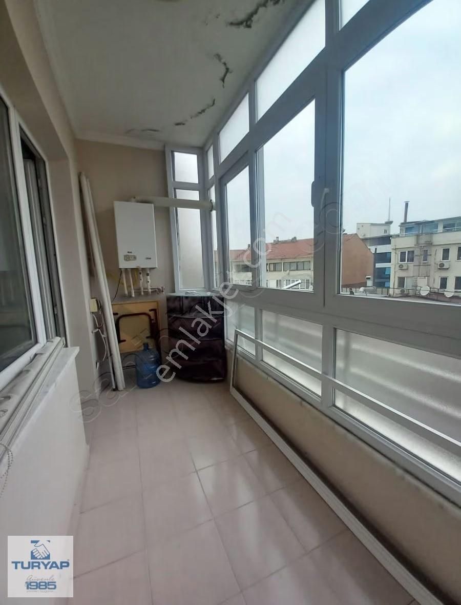 Turyap Hikmet'ten Fatih Caddesinde Kiralık Ofis - Görsel 2