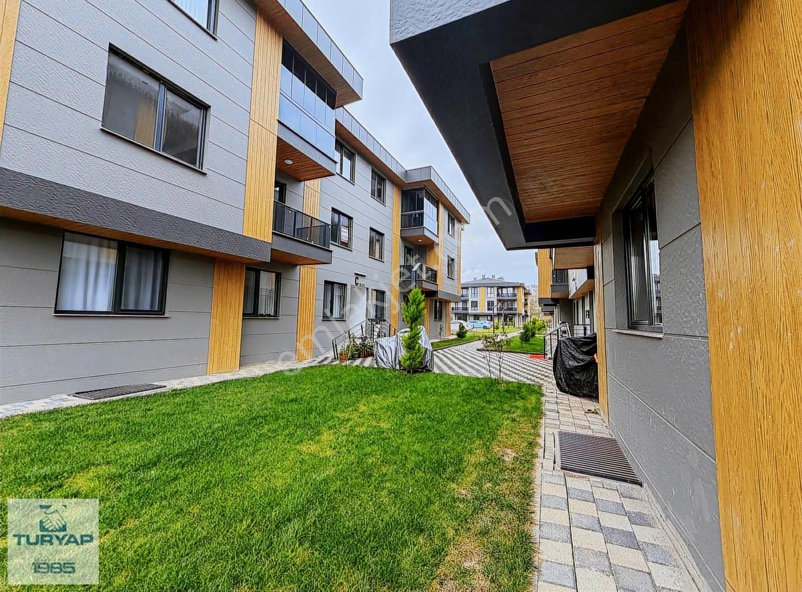 Site İçerisinde Bahçe Kullanımlı 3+1 Satılık Daire - Görsel 13