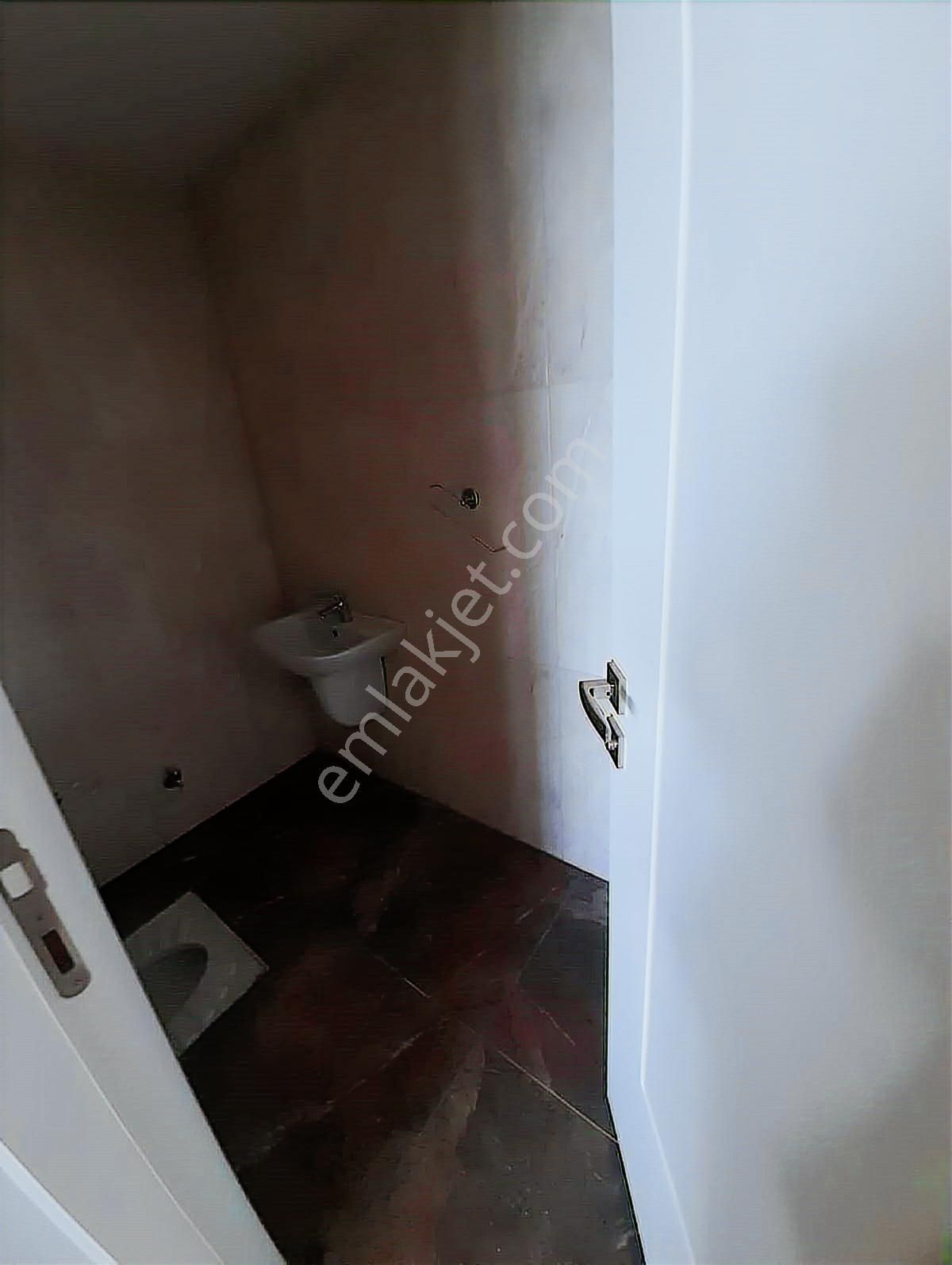 Remlaktan Zümrütevlerde Kiralık 3+1 - Görsel 26