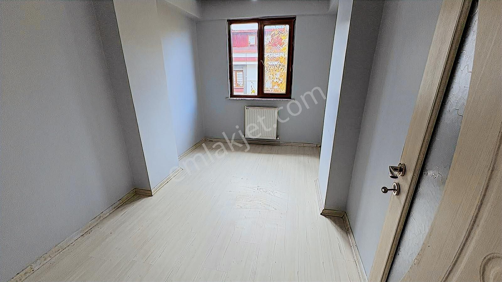 Halkalı Kavaklı Mevkii'nde Bakımlı, Köşebaşı 2+1 Kiralık Daire - Görsel 12
