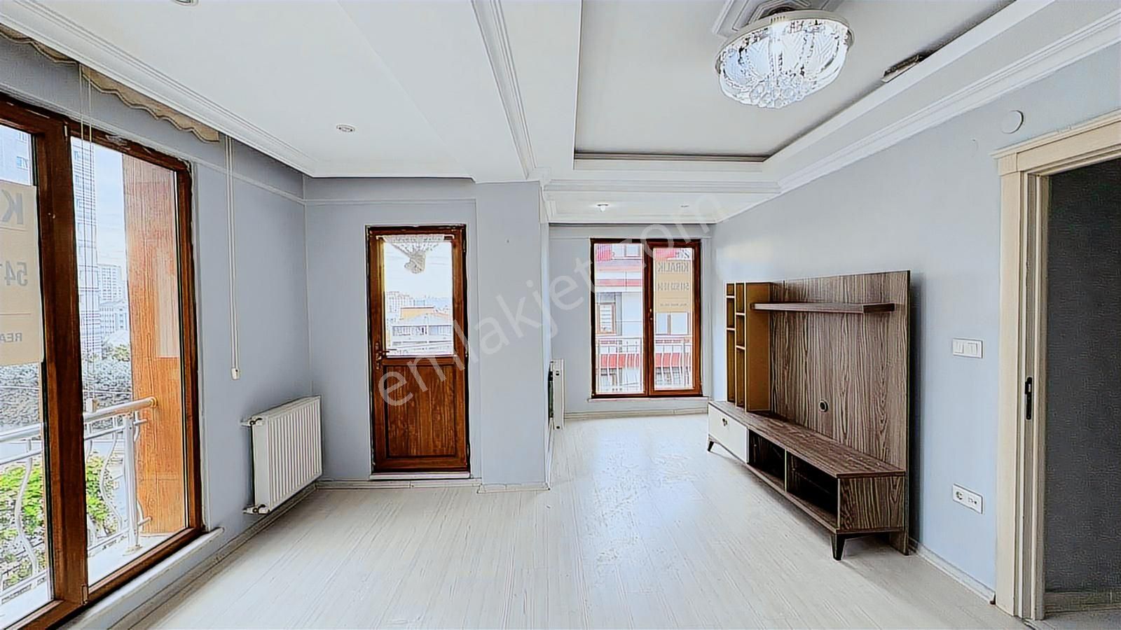 Halkalı Kavaklı Mevkii'nde Bakımlı, Köşebaşı 2+1 Kiralık Daire - Görsel 15
