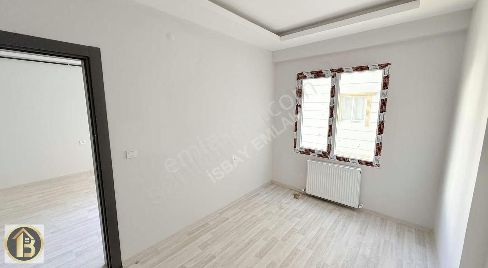 Hastanenin Dibinde Satılık 1+1 Lüks Daire İsbay Emlak'ta - Görsel 9