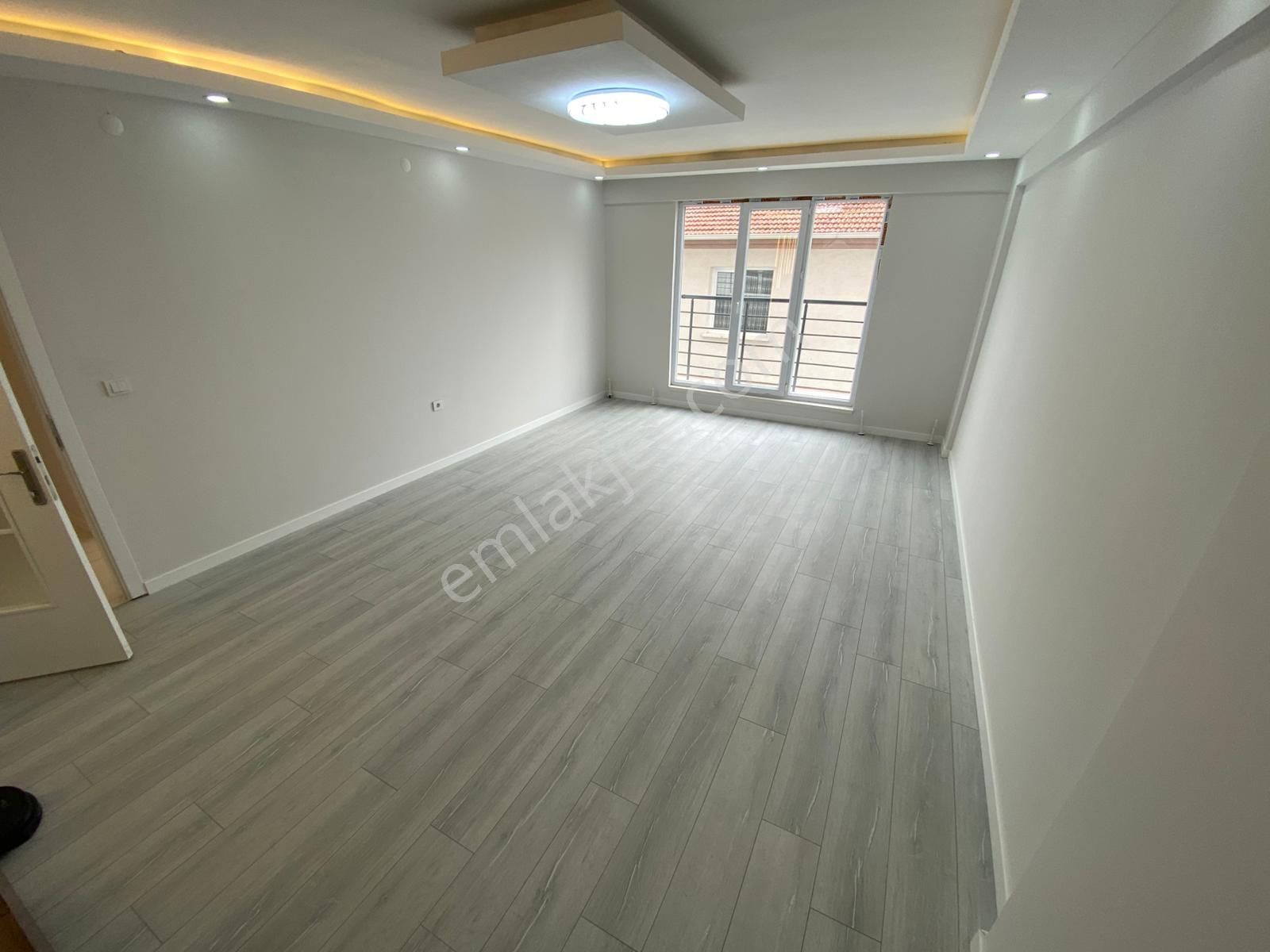 Lüxova'dan Karakaya Mah. Merkezi Konumda Ara Kat Sıfır 3+1 Daire - Görsel 14