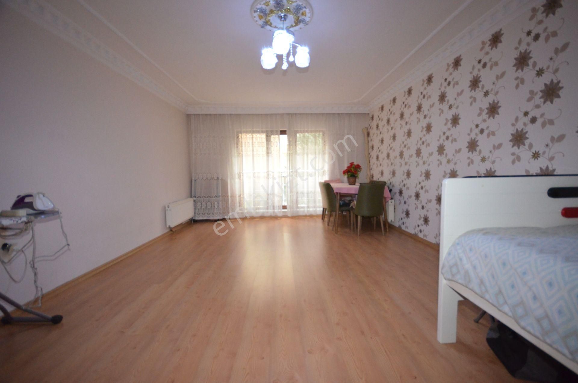 Kalecik Emlak'tan Merkezi Konumda E.banyolu 4+1 175m² Daire - Görsel 9